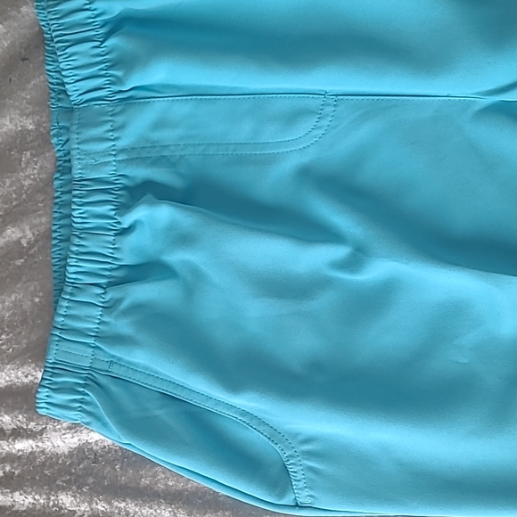 ALIA, Size 12, Style F 5F1 80252 in Aqua Capris - Picture 3 of 5